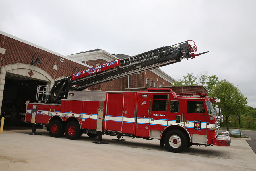 Ladder Truck 523 - resized.jpg