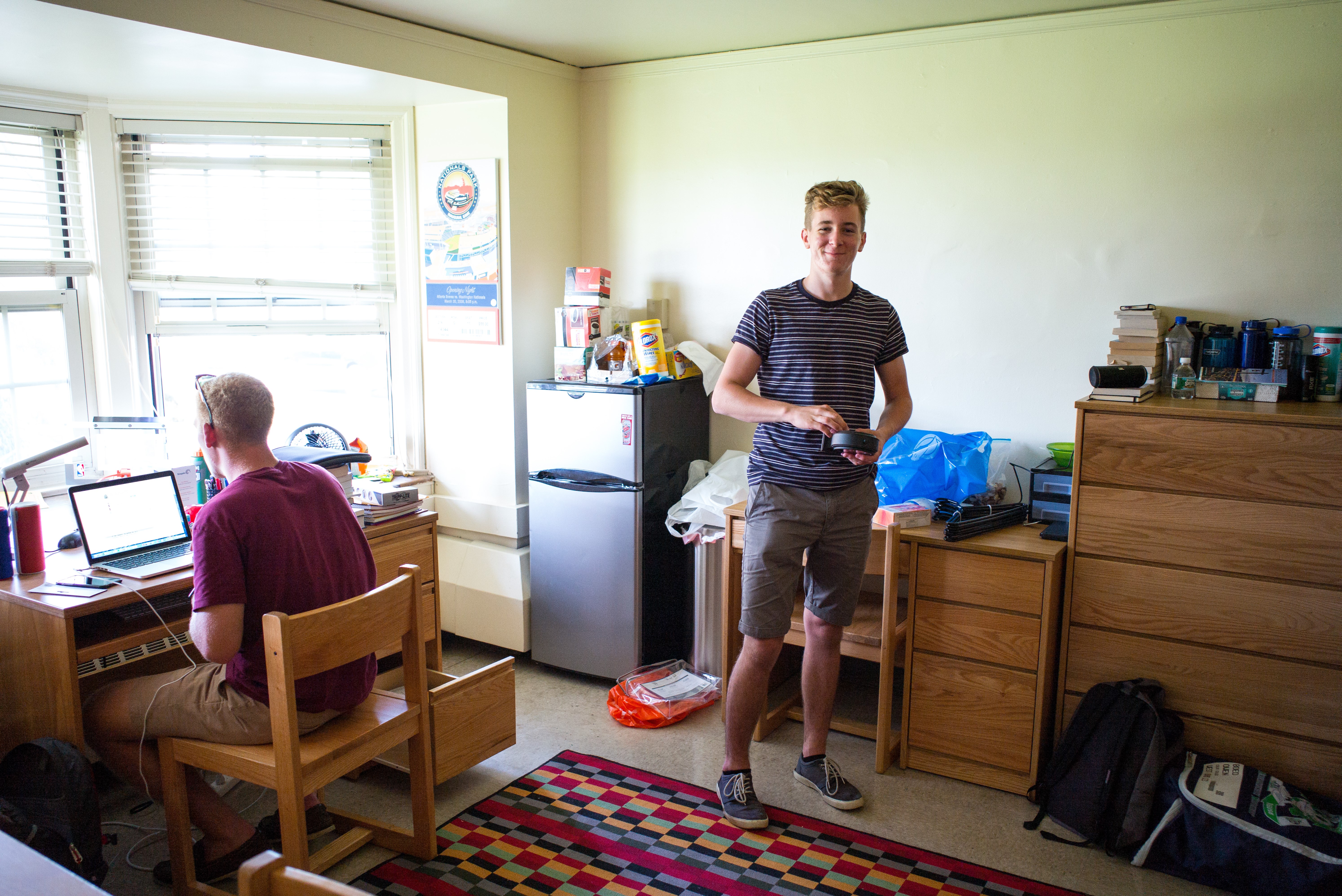 home-portrait-usa-student-room-2015-231878-pxhere.com.jpg