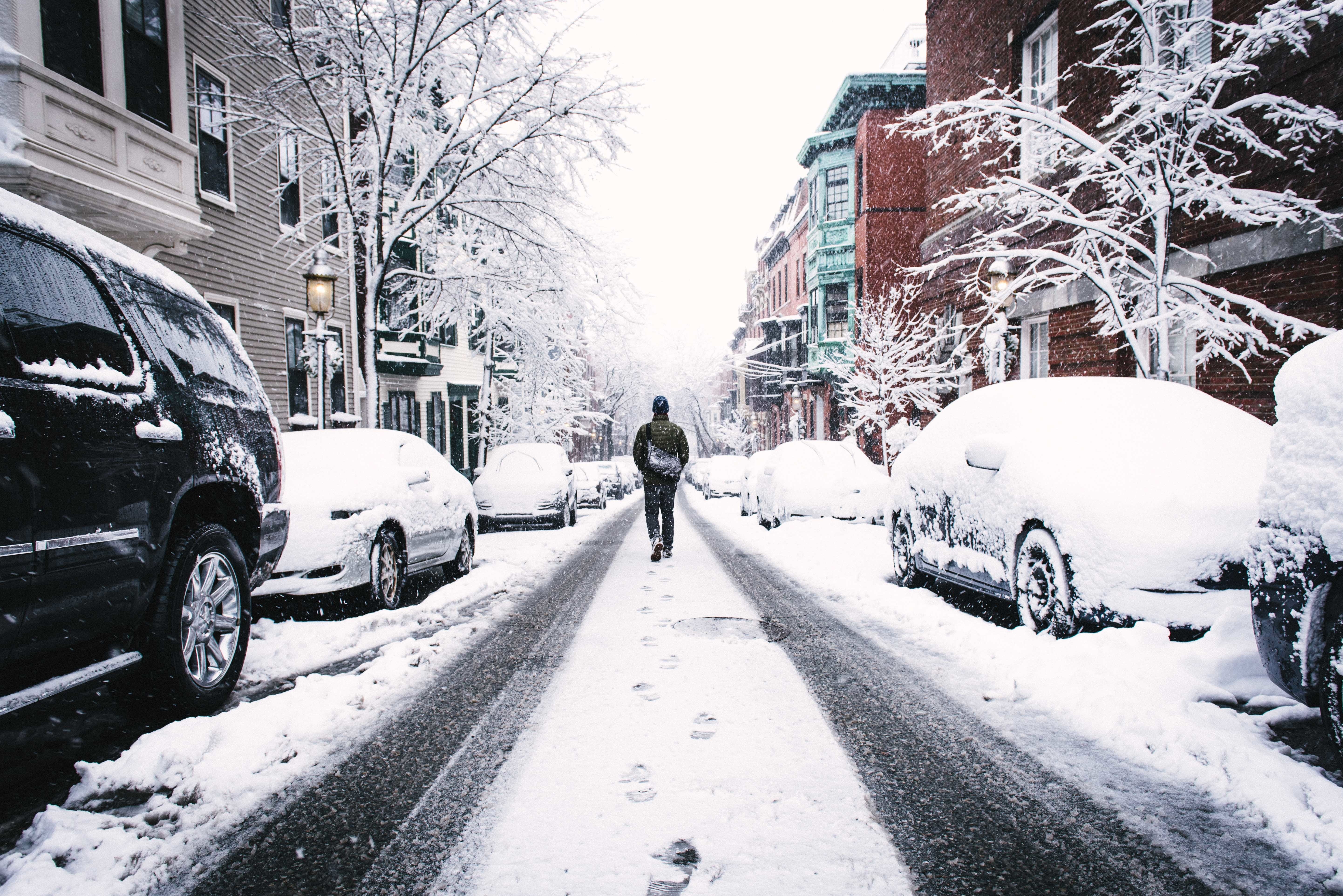snow-winter-street-weather-frozen-monochrome-604719-pxhere.com.jpg