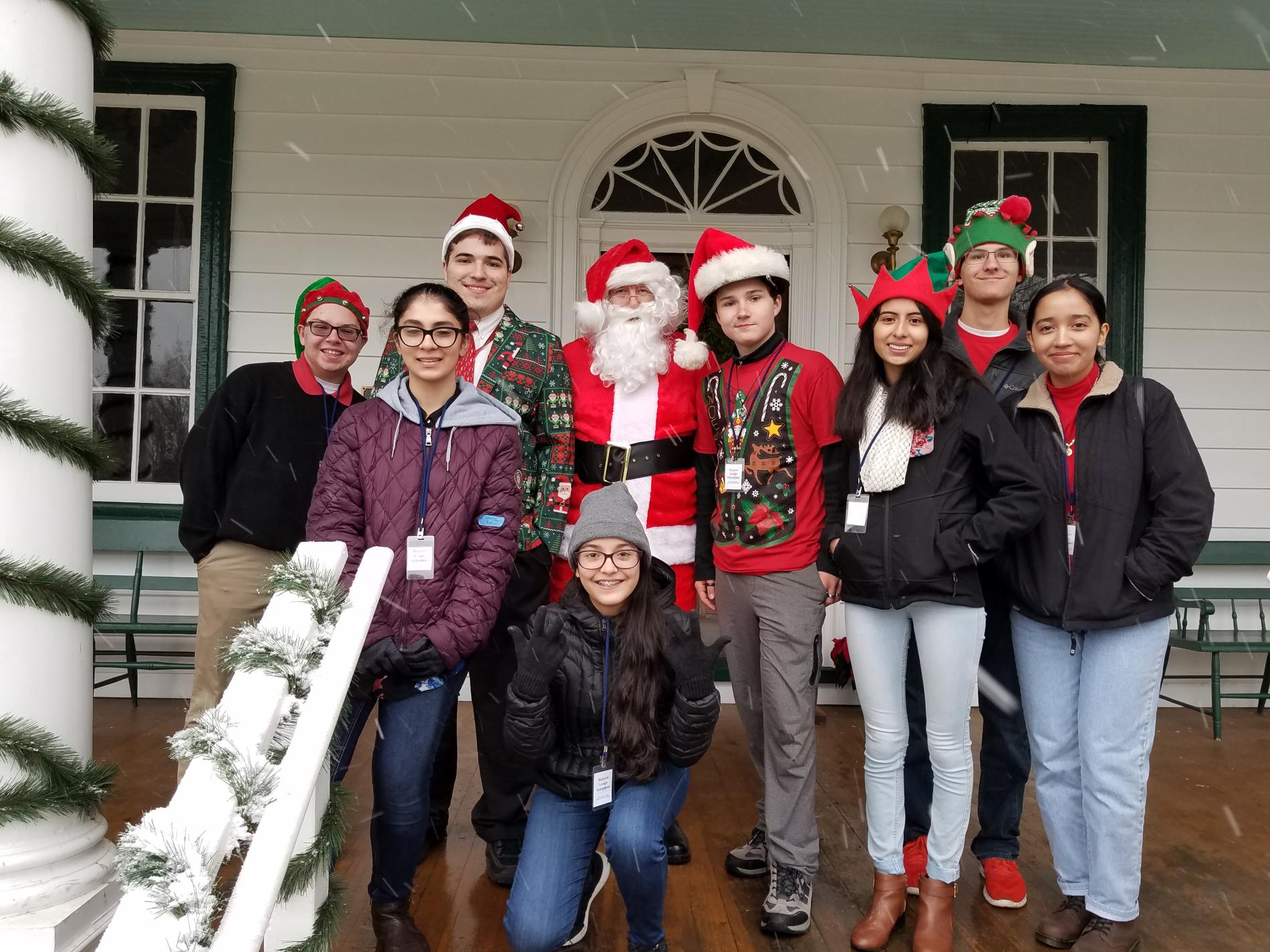 Santa volunteers