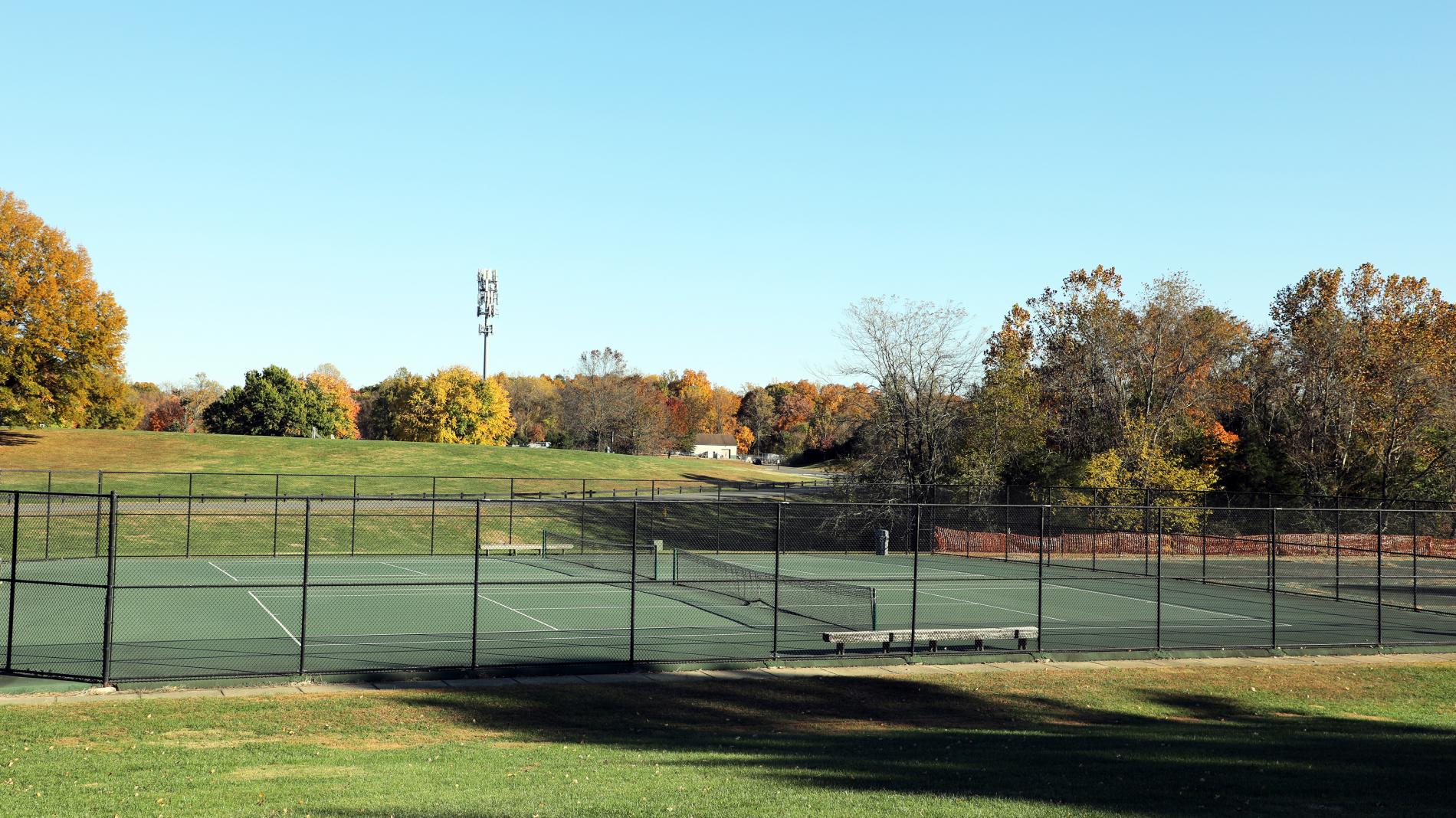 Tennis at James Long