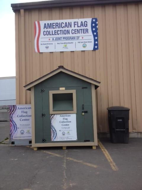Landfill flag bin