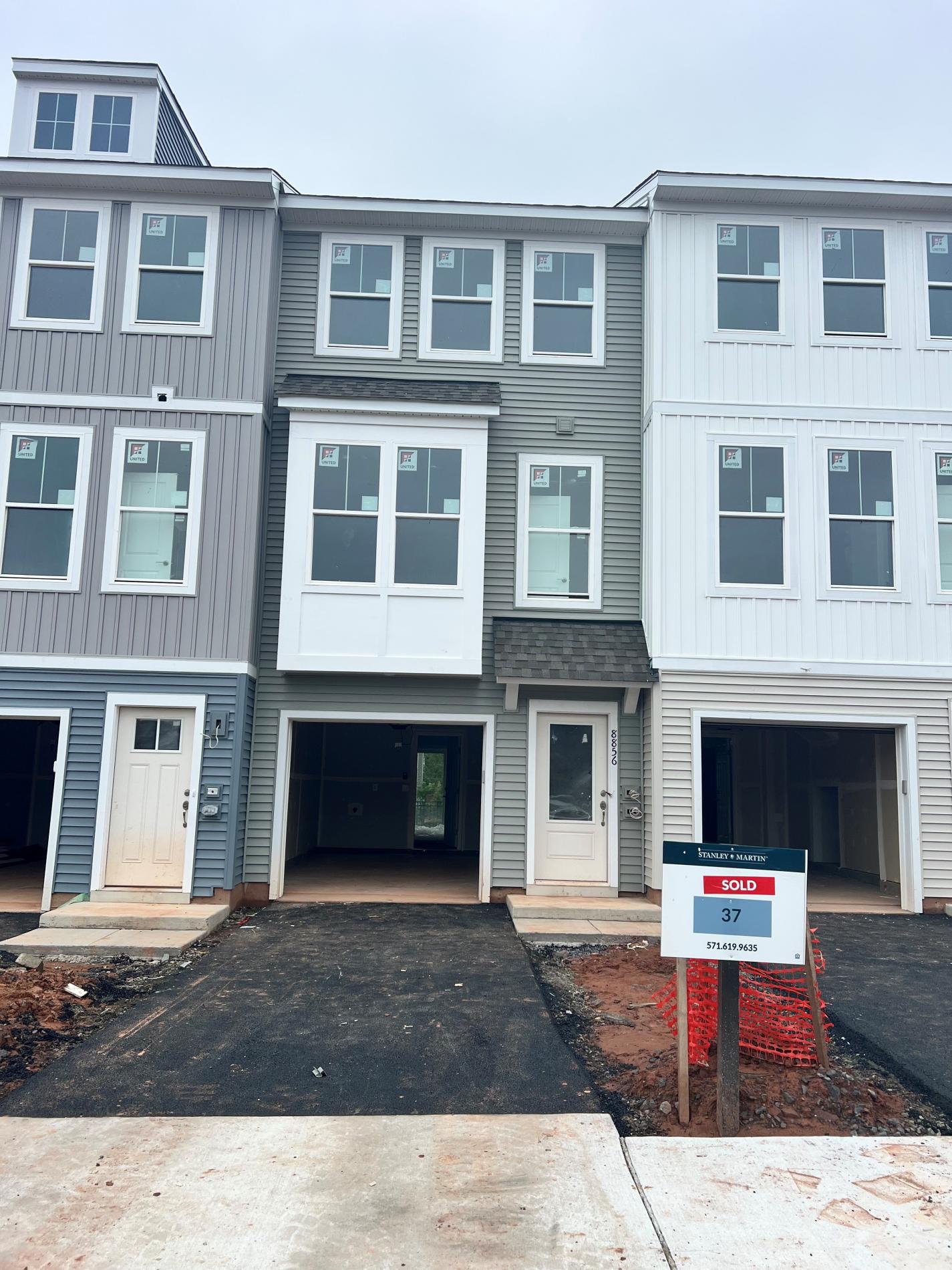 Front picture of 8856 Queensferry Rd, Manassas VA